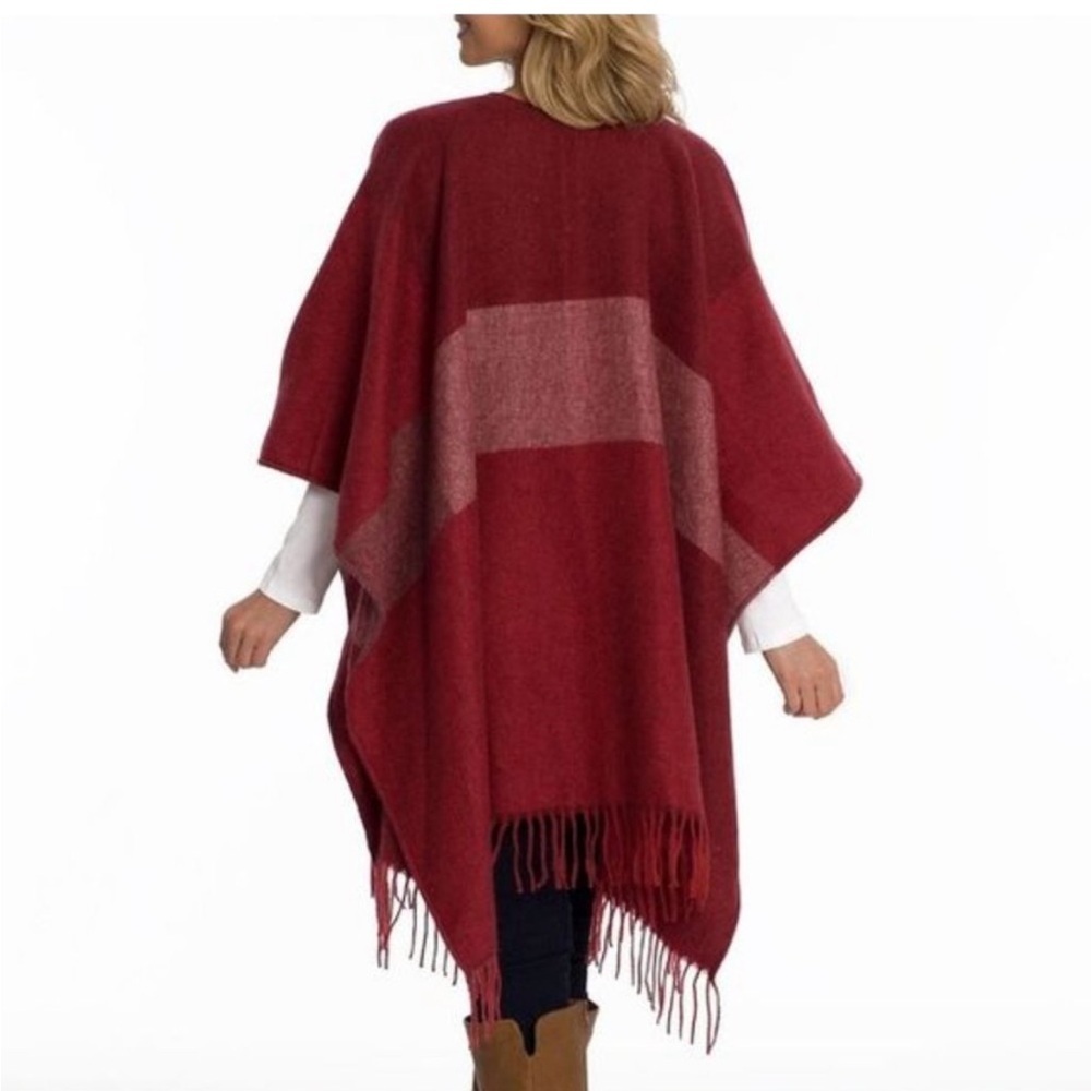 WOOLRICH Cozy Blanket Wrap Poncho Burgundy One Size - Picture 2 of 7